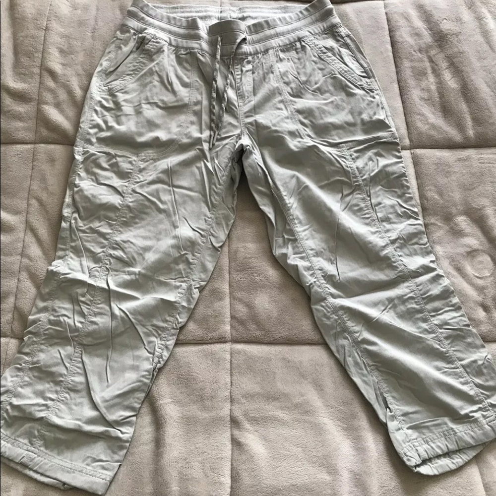 TNF Aphrodite Capri Size L